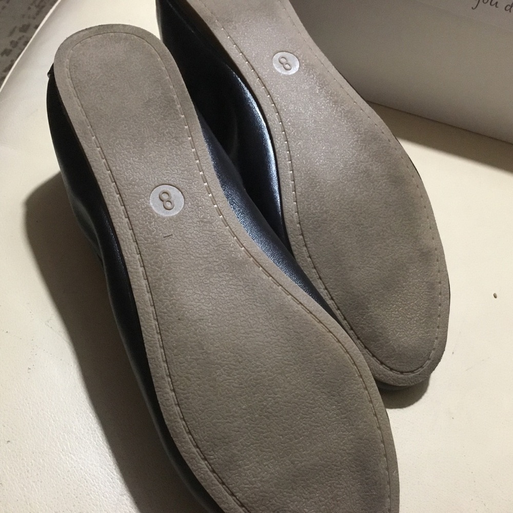 Universal Thread Black Flats - Picture 5 of 5
